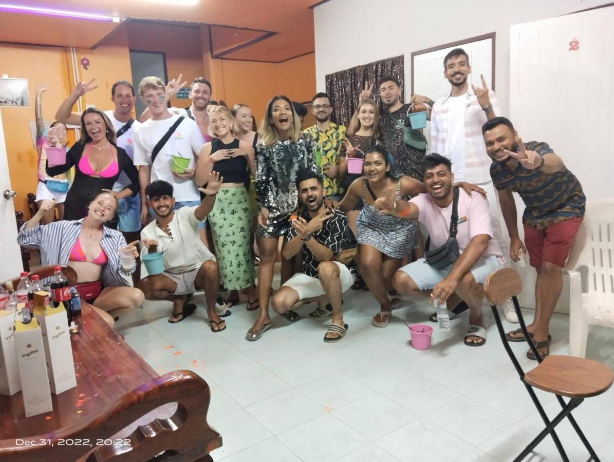 Seventeen Hostel Ko Pha Ngan Dış mekan fotoğraf