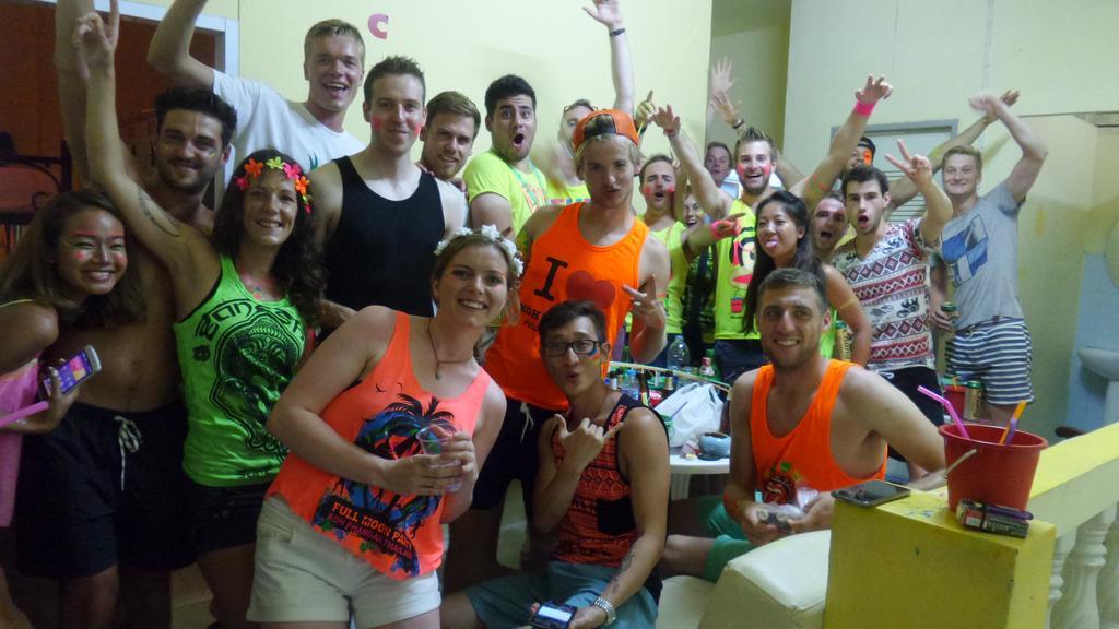 Seventeen Hostel Ko Pha Ngan Dış mekan fotoğraf