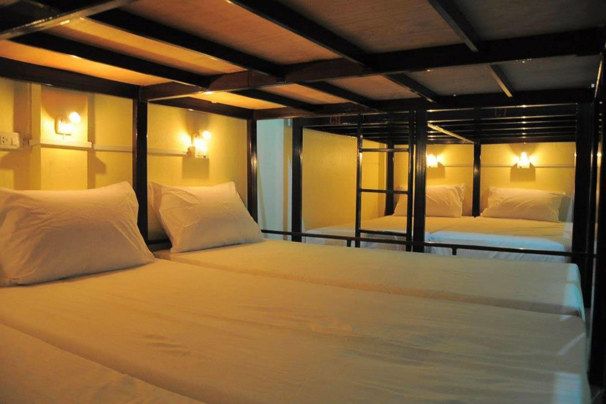 Seventeen Hostel Ko Pha Ngan Dış mekan fotoğraf