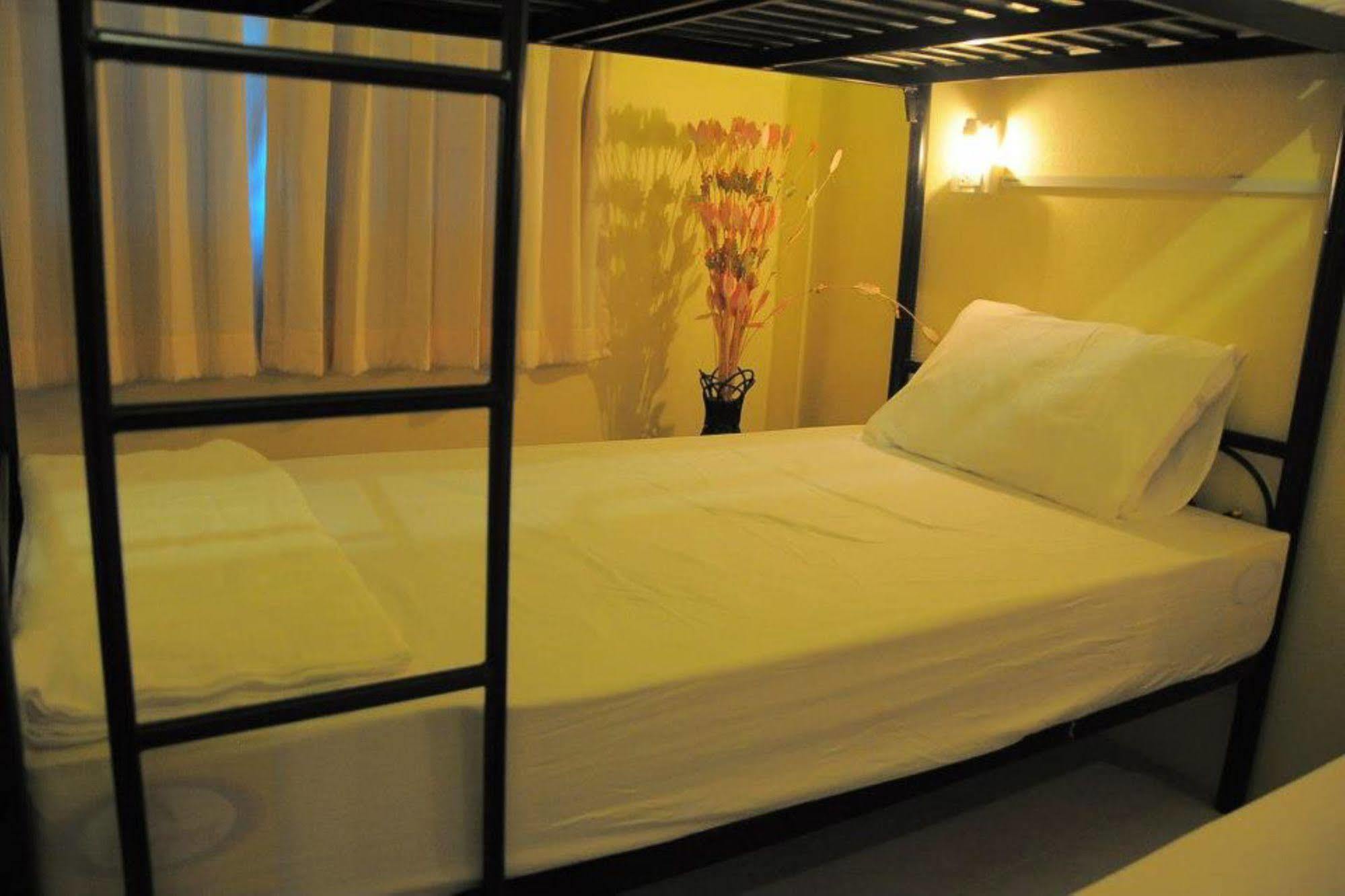 Seventeen Hostel Ko Pha Ngan Dış mekan fotoğraf