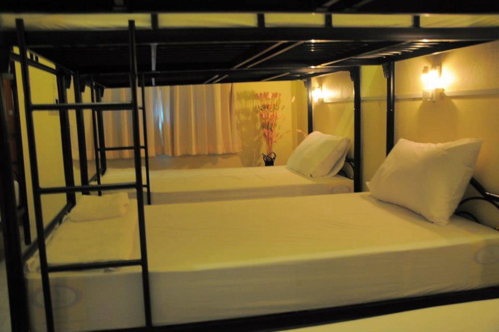 Seventeen Hostel Ko Pha Ngan Dış mekan fotoğraf